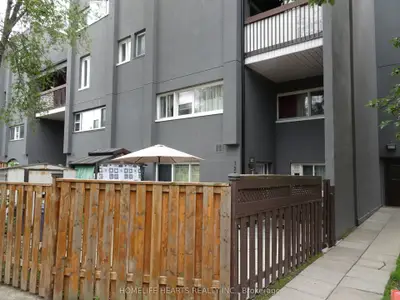 3040 Constitution Boulevard 122, Mississauga, On L4y 3x7