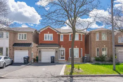 Detached in Brampton
