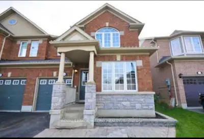 Semi-Detached in Mississauga