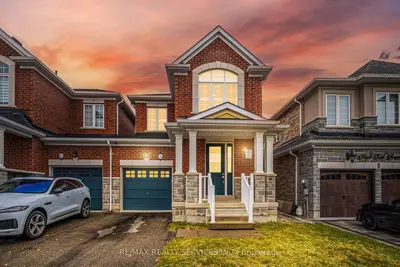 Att/Row/Townhouse in Caledon
