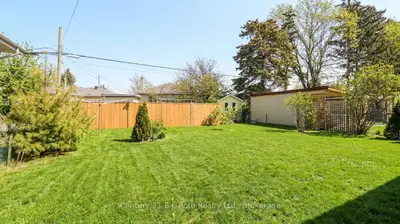 156 The Westway, Toronto, On M9p 2c1
