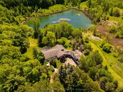 2360 8 Side Road, Burlington, On L7p 0m7