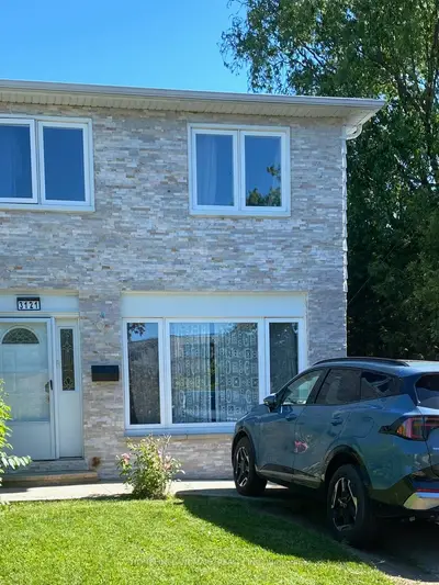 Semi-Detached in Mississauga