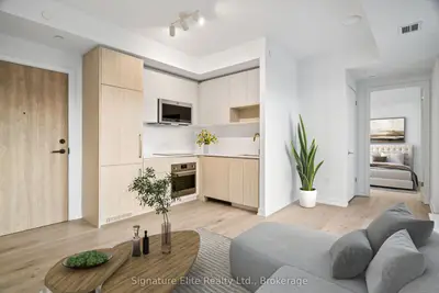 Condo Apartment in Toronto