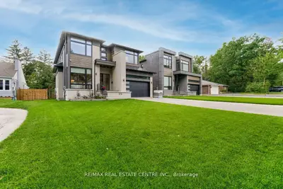 3118 Given Road, Mississauga, On L5a 2n3