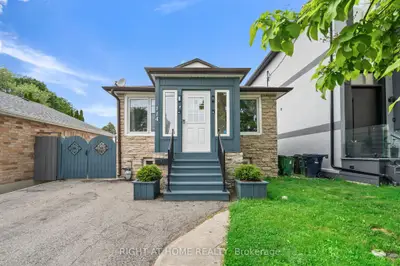 Detached in Toronto