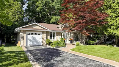 Detached in Oakville