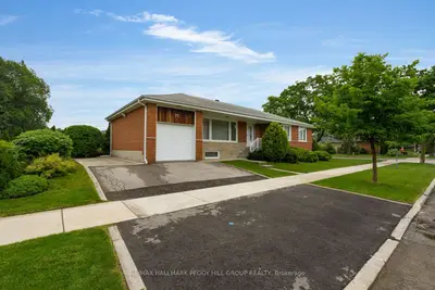 Detached in Toronto