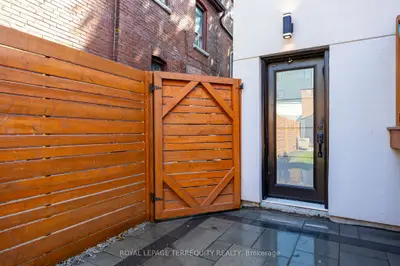 668 Indian Road Bsmt, Toronto, On M6p 2c9