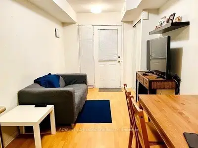 Condo Townhouse in Mississauga