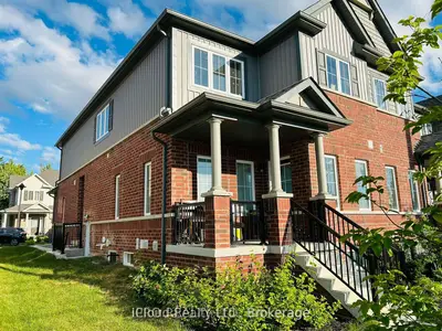 Att/Row/Townhouse in Brampton