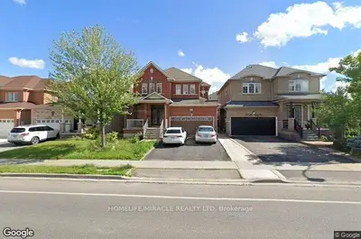Detached in Brampton