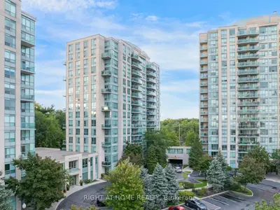 Condo Apartment in Mississauga