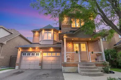 97 Masters Green Crescent, Brampton, On L7a 3k3