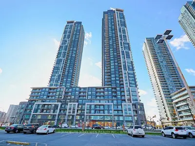 Condo Apartment in Mississauga