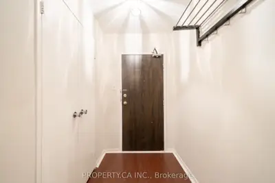 455 Sentinel Road 307, Toronto, On M3j 2t6
