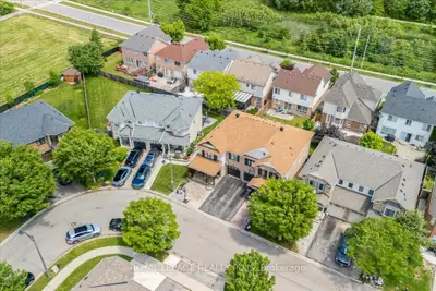 Semi-Detached in Milton