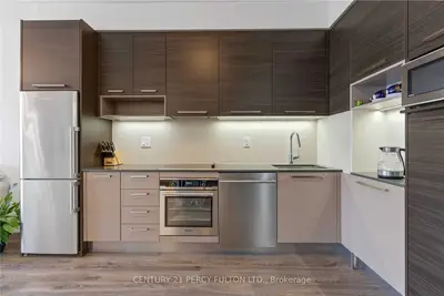 Condo Apartment in Toronto