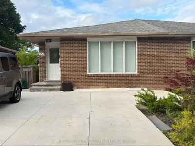 135 Bonham Boulevard Upper, Mississauga, On L5m 1c8