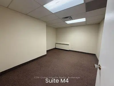 3034 Palstan Road #m4-m5, Mississauga, On L4y 2z6