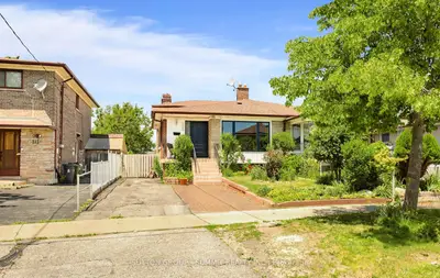 109 Elnathan Crescent, Toronto, On M9l 2g2