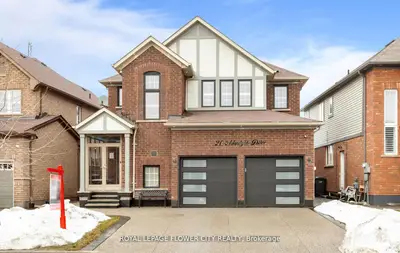 21 Arkwright Drive, Brampton, On L7a 0v2