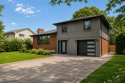 Detached in Burlington