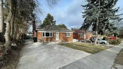 Detached in Toronto