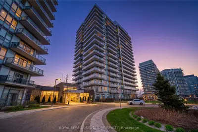 Condo Apartment in Mississauga