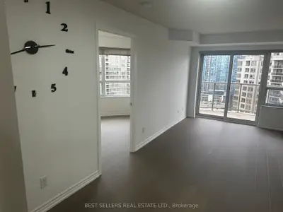 Condo Apartment in Mississauga