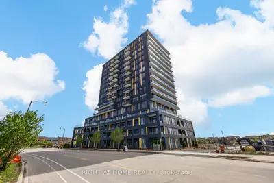 Condo Apartment in Burlington