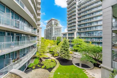 58 Marine Parade Drive 330, Toronto, On M8v 4g1