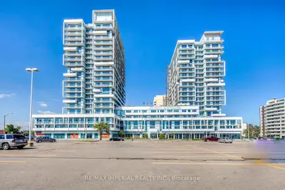 Condo Apartment in Oakville