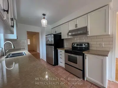 Att/Row/Townhouse in Caledon