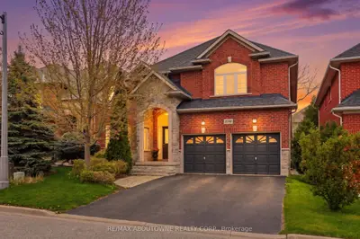 Detached in Oakville