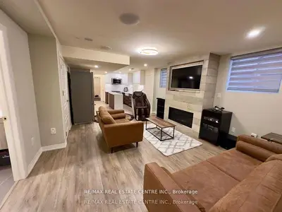Detached in Oakville