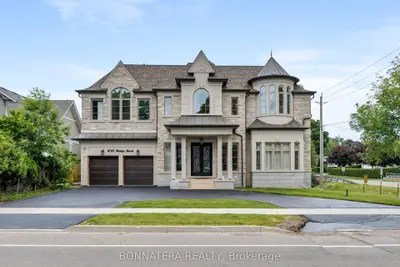 1042 Bridge Road, Oakville, On L6l 2b5