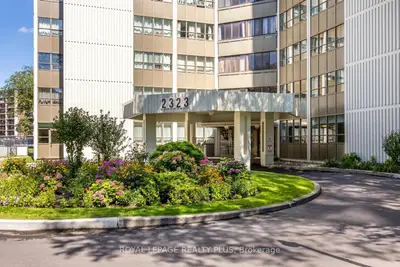 2323 Confederation Parkway 408, Mississauga, On L5b 1r6
