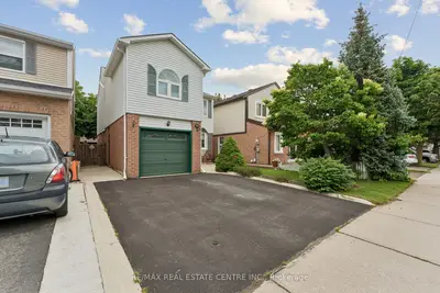 26 Jameson Crescent, Brampton, On L6s 3w3