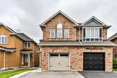 Semi-Detached in Mississauga