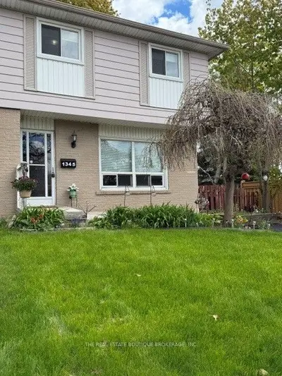 Semi-Detached in Burlington