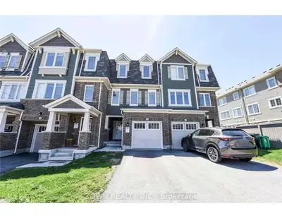 Att/Row/Townhouse in Brampton