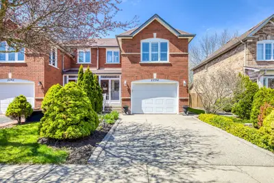 2294 Dale Ridge Drive, Oakville, On L6m 3l5