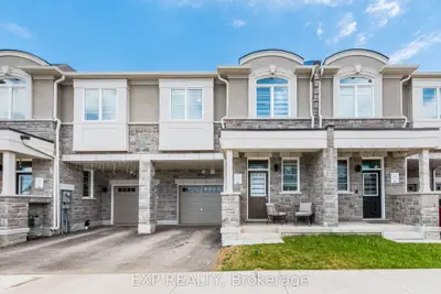 Att/Row/Townhouse in Milton