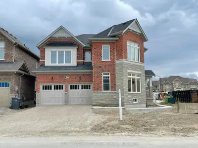 Detached in Caledon
