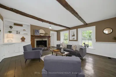 5595 25 Side Road, Milton, On L7j 2l7