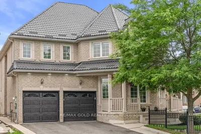 39 Trailhead Crescent, Brampton, On L6r 3h2