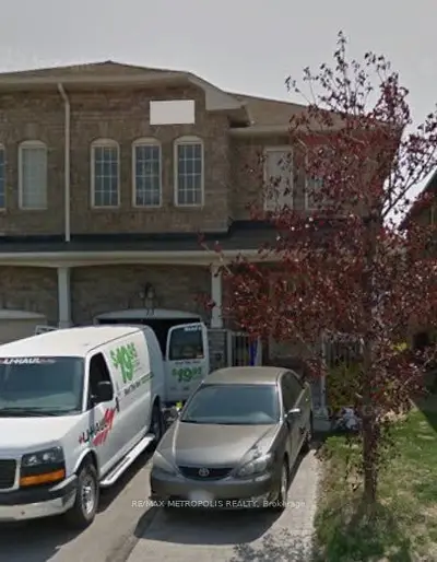 13 Capistro Street, Brampton, On L7a 3j2
