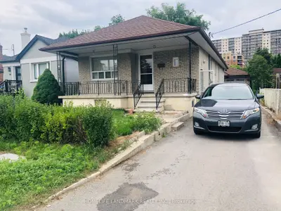Detached in Toronto