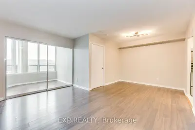 Condo Apartment in Mississauga